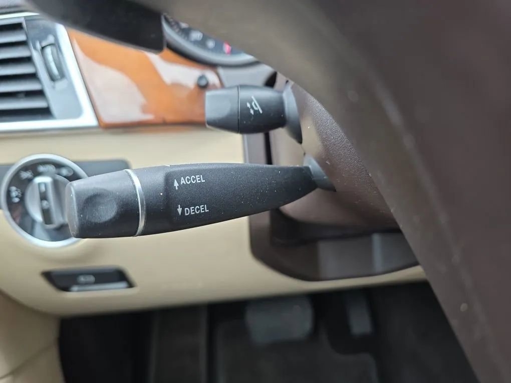 Used 2017 Mercedes-Benz GLS 450 4MATIC image 24