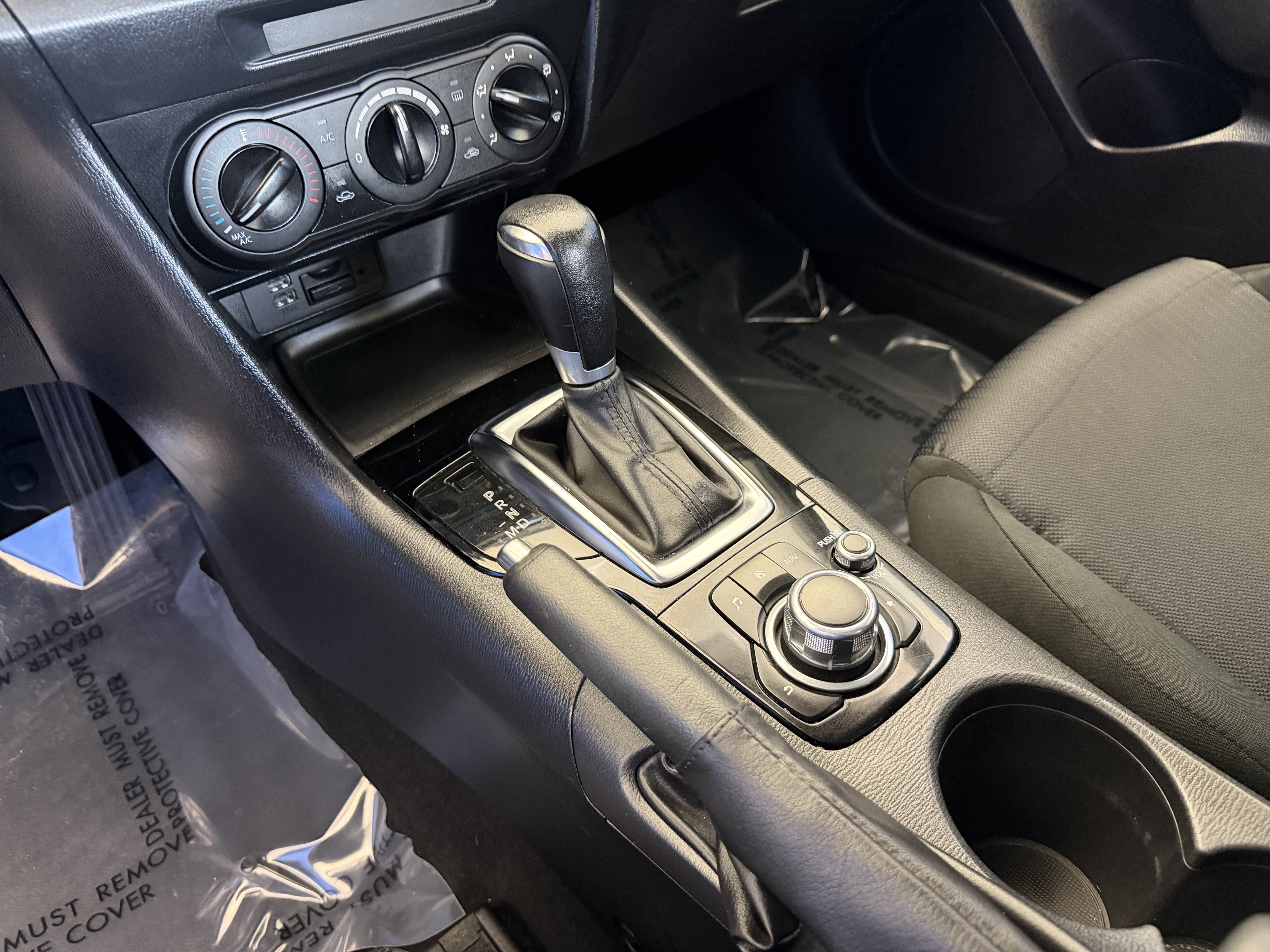 Used 2015 MAZDA MAZDA3 i Sport FWD image 20