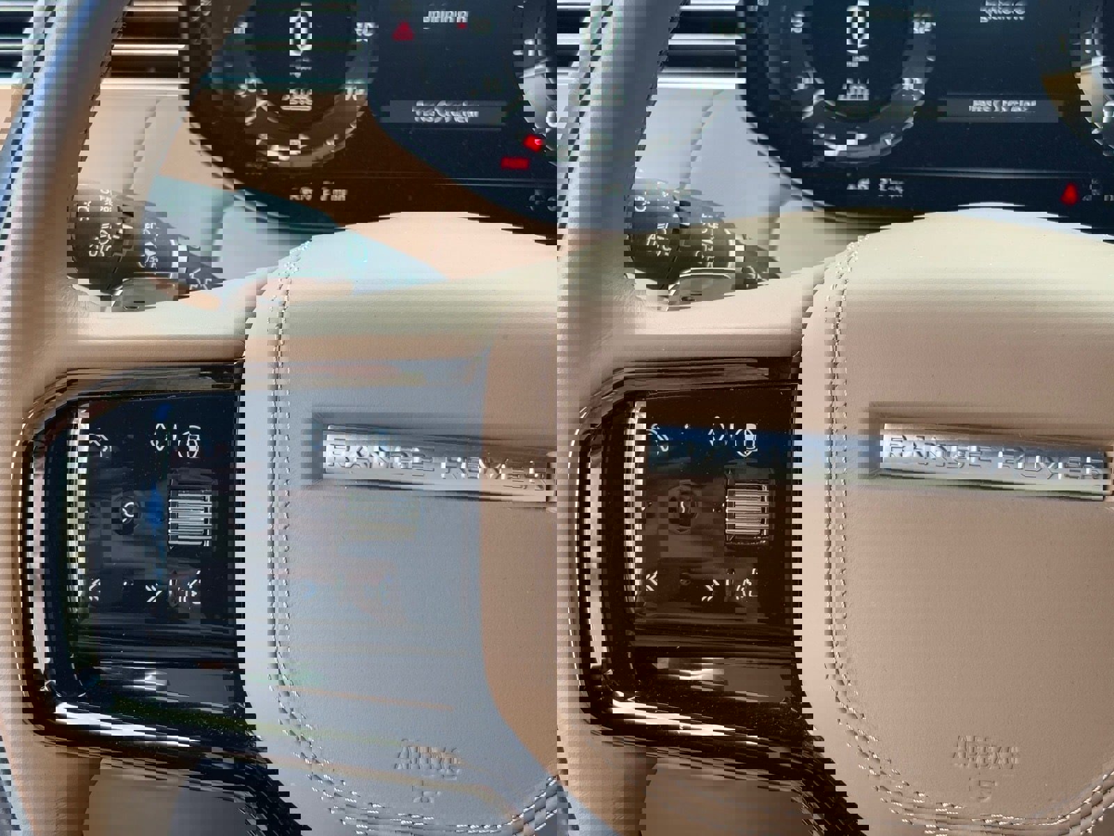 Used 2024 Land Rover Range Rover Sport Dynamic SE image 19