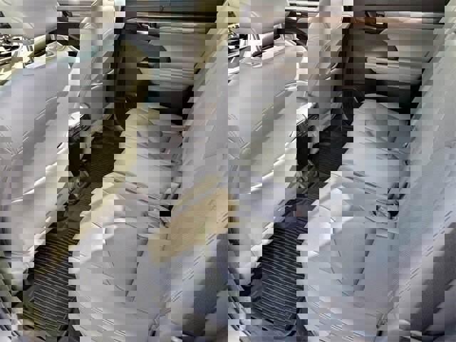 Used 2021 Toyota Highlander Limited image 12