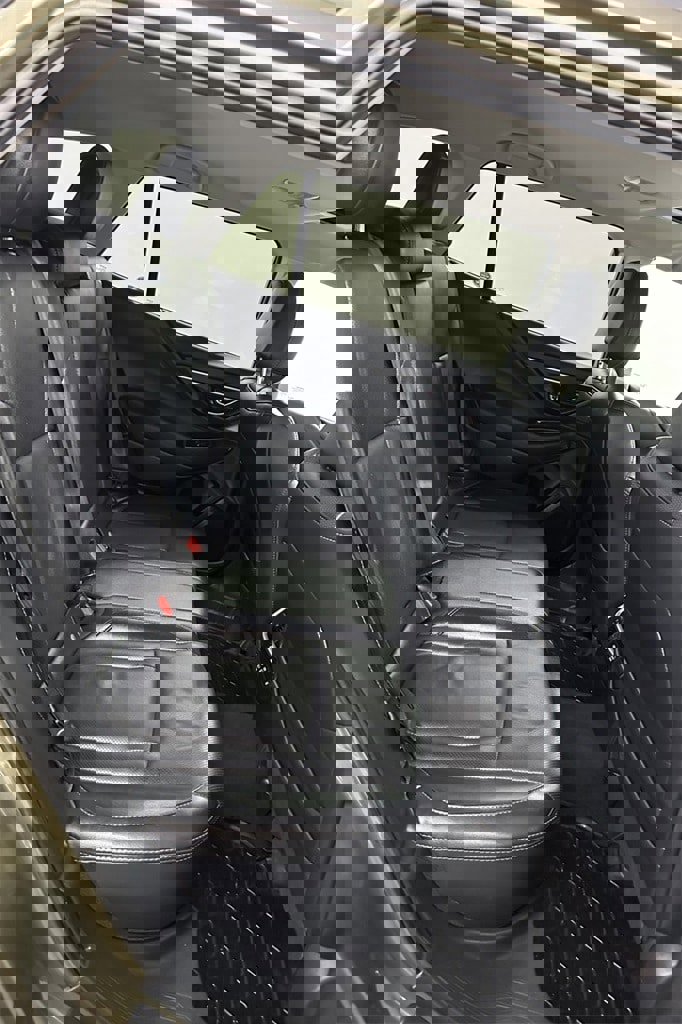 Used 2023 Subaru Outback Limited image 32