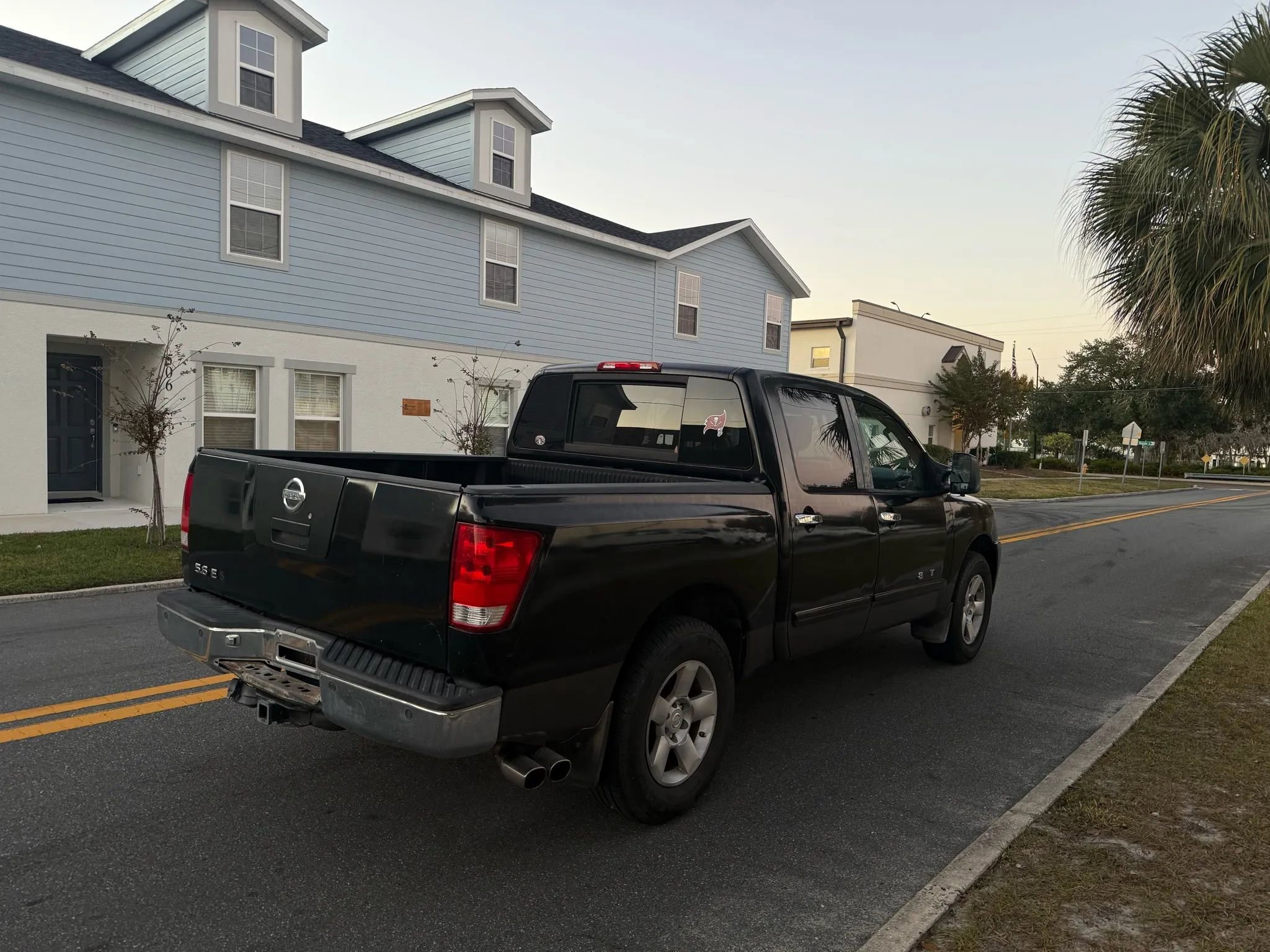 Used 2006 Nissan Titan SE image 6
