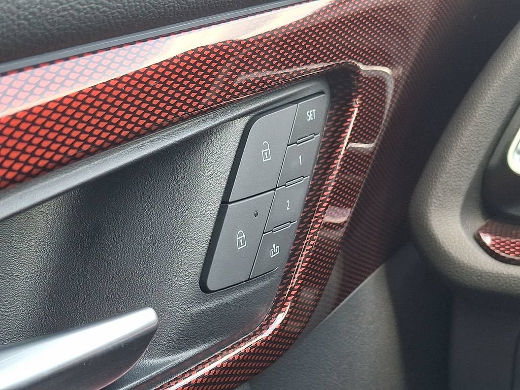 Certified 2024 Chevrolet Traverse RS AWD/4WD image 29