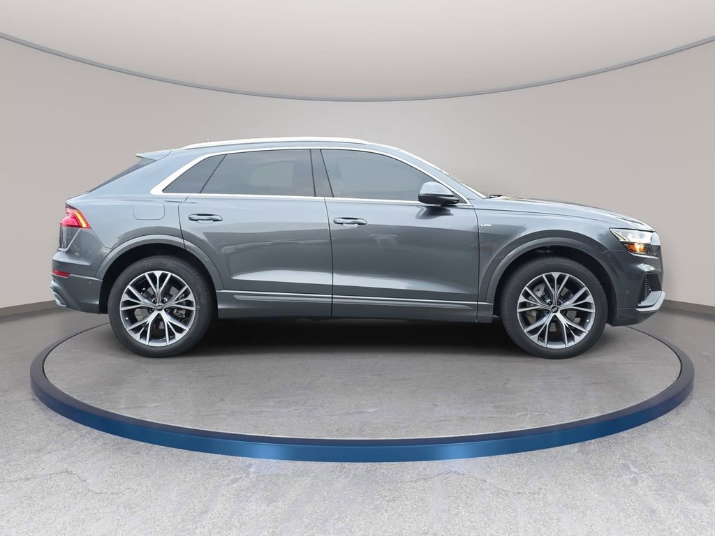 Used 2023 Audi Q8 Premium Plus w/ Premium Plus Package image 5