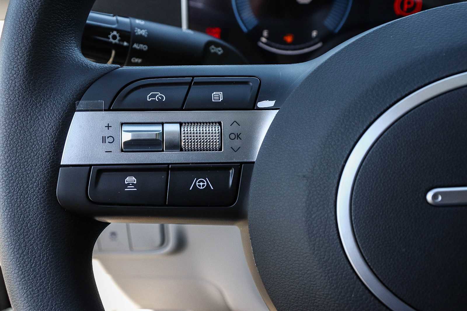 New 2026 Hyundai Tucson SEL FWD image 28