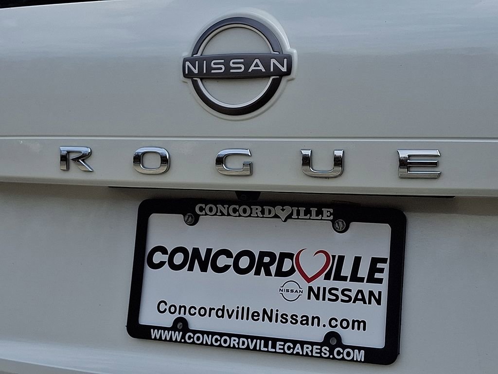 Certified 2023 Nissan Rogue SV AWD/4WD image 30