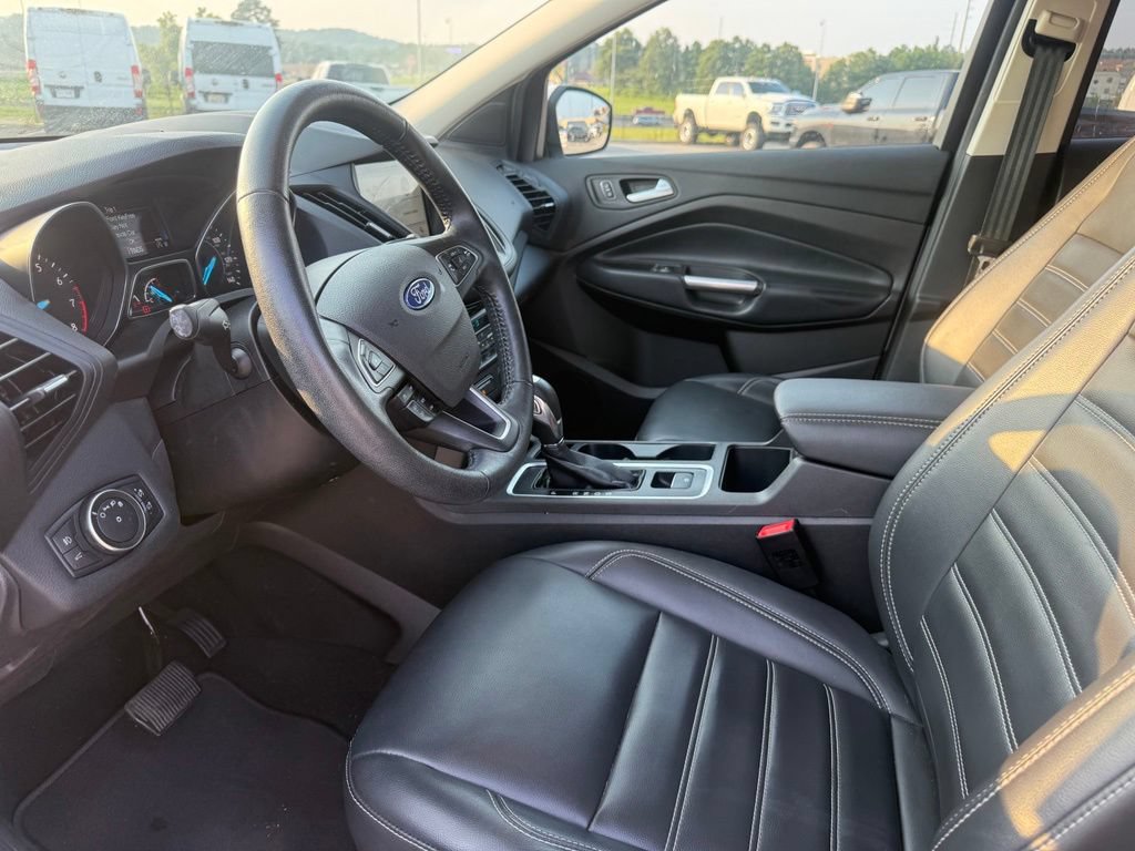 Used 2019 Ford Escape SEL AWD/4WD image 4
