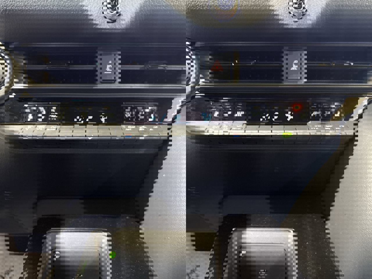 New 2025 Toyota Crown Signia image 20