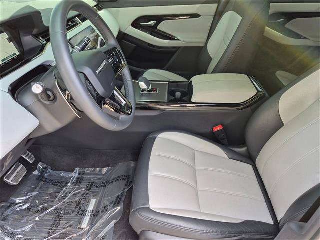 Used 2024 Land Rover Range Rover Evoque Dynamic SE AWD/4WD image 15