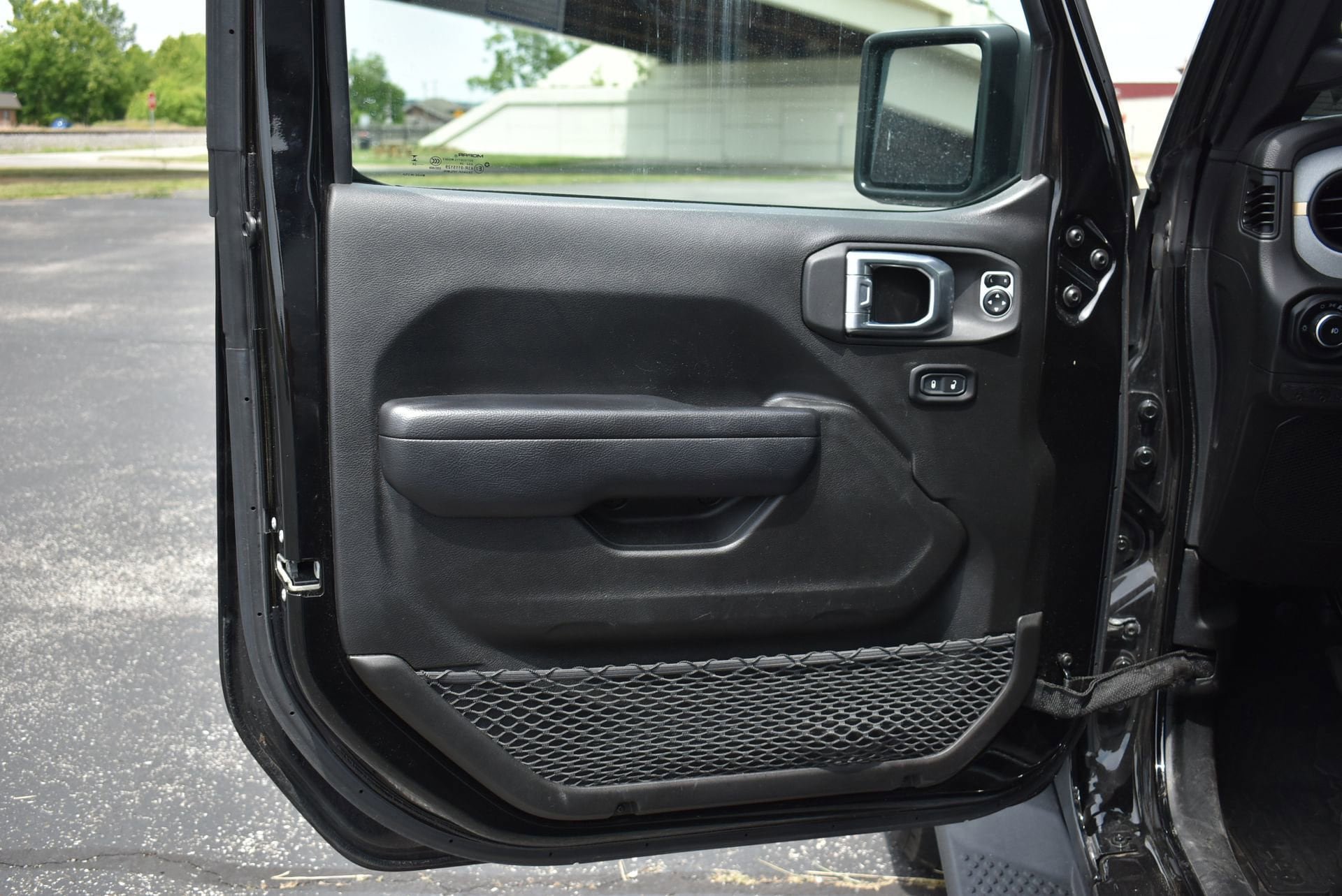Used 2024 Jeep Wrangler Unlimited Sport AWD/4WD image 12