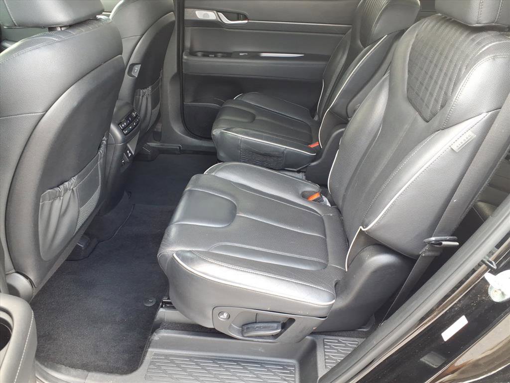 Used 2023 Hyundai Palisade Limited FWD image 21