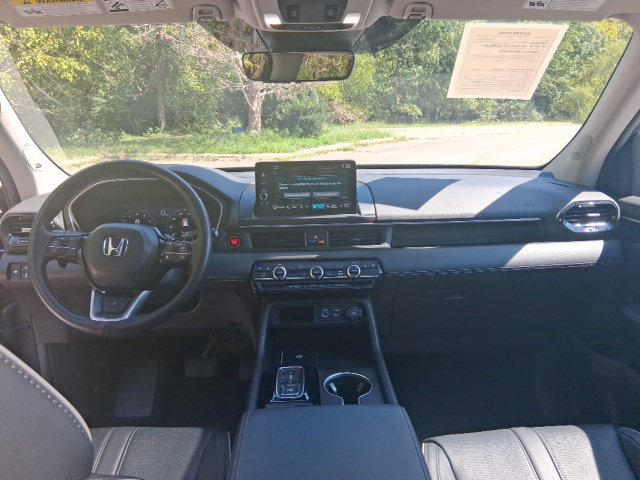Used 2024 Honda Pilot Elite image 14
