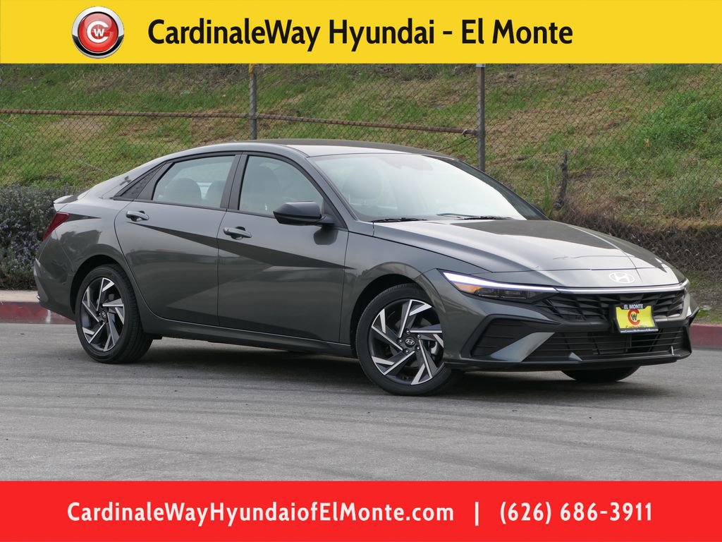 Certified 2025 Hyundai Elantra Sport image 1