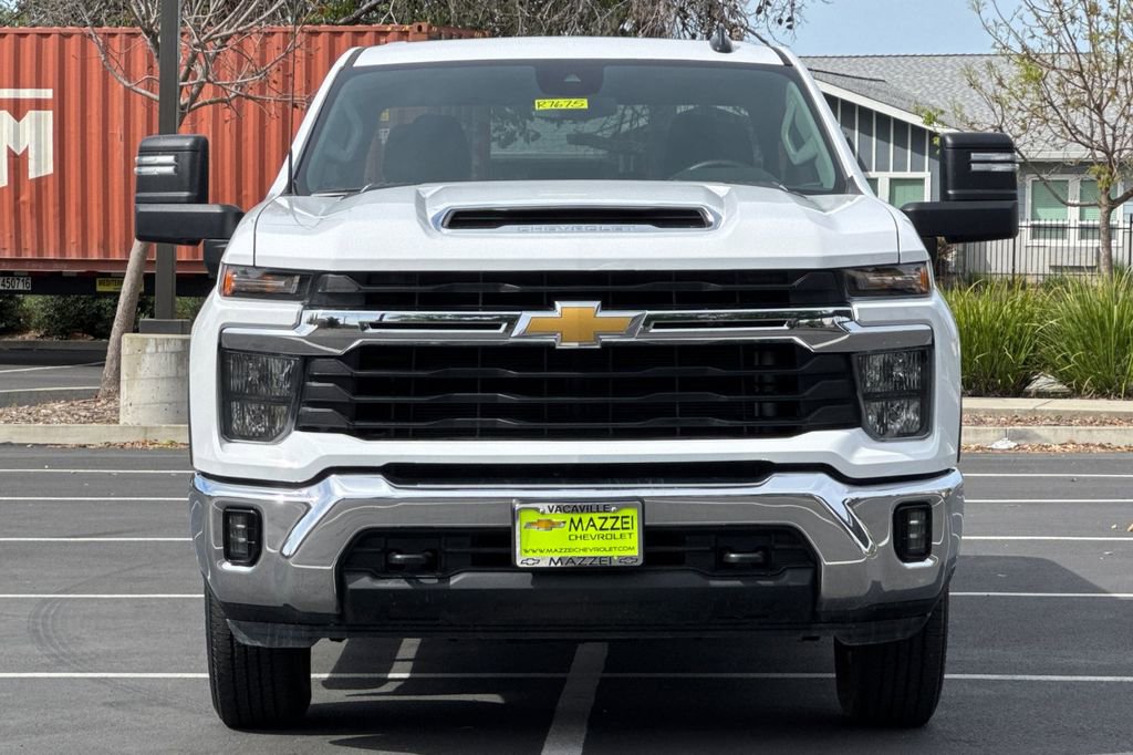 Used 2025 Chevrolet Silverado 2500 LT w/ Convenience Package AWD/4WD image 7