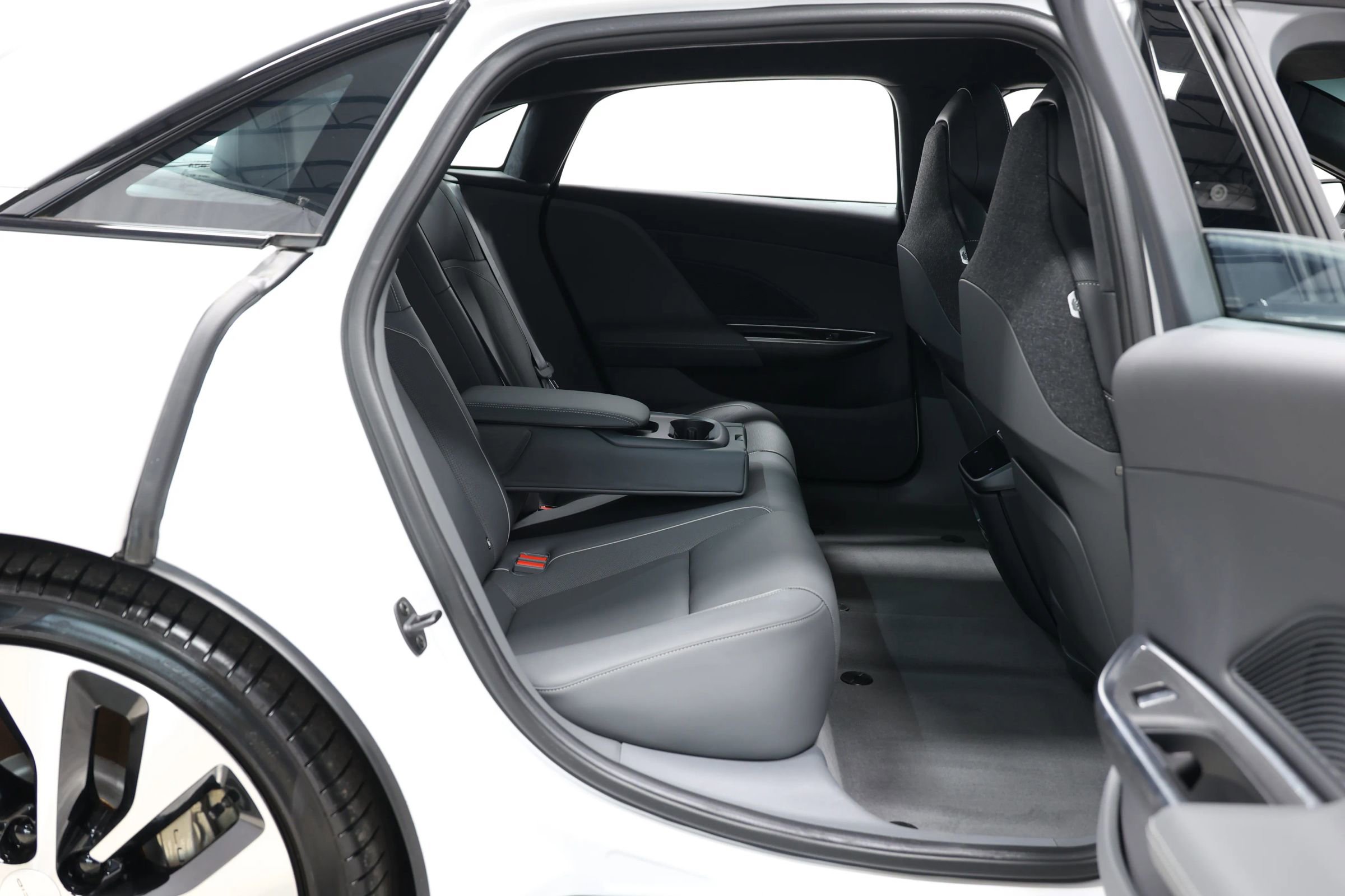 Used 2023 Lucid Air Grand Touring image 75