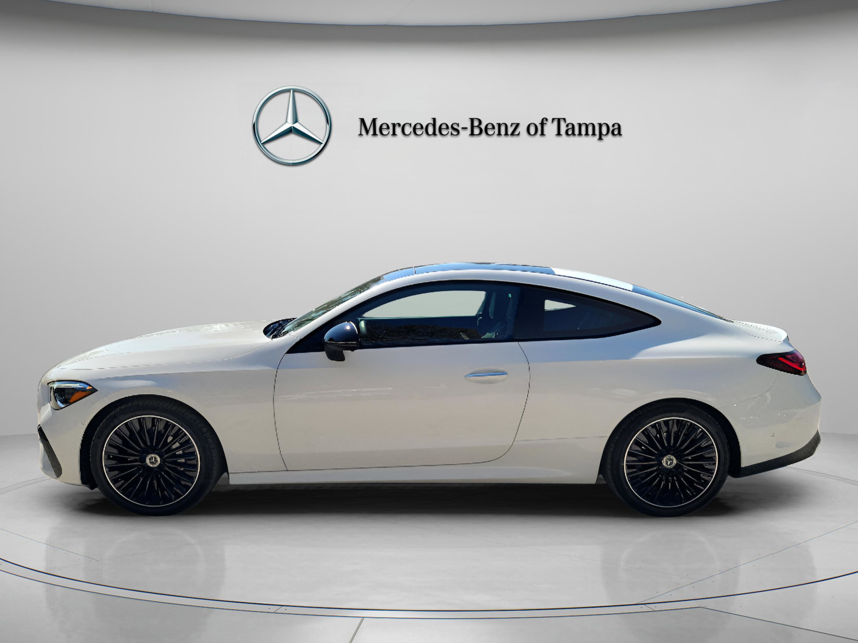 Certified 2024 Mercedes-Benz CLE 300 4MATIC Coupe image 3