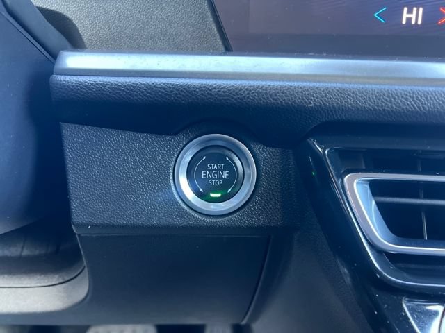 Certified 2025 Chevrolet Traverse LT AWD/4WD image 24