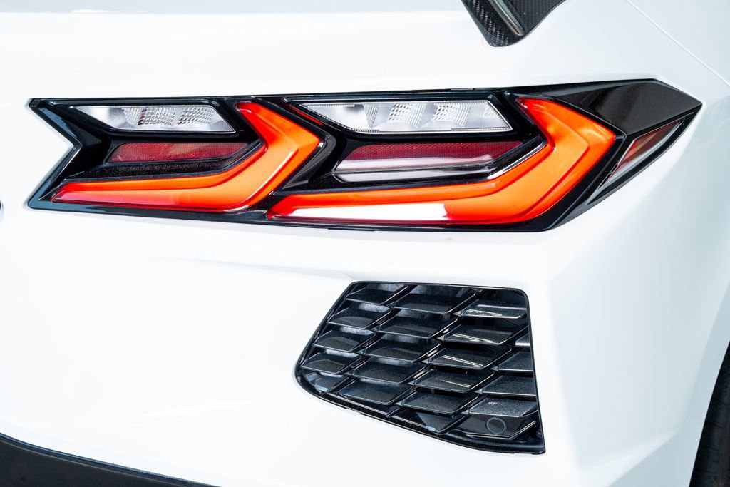 Used 2022 Chevrolet Corvette Stingray Coupe w/ Z51 Performance Package image 31