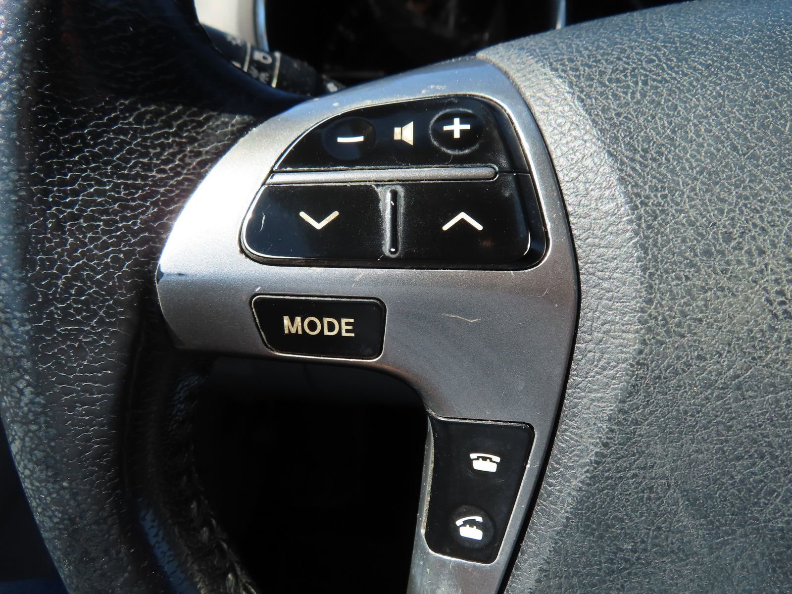 Used 2013 Toyota Highlander SE image 16