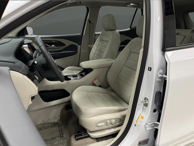 Used 2024 GMC Terrain Denali w/ Denali Premium Package image 4