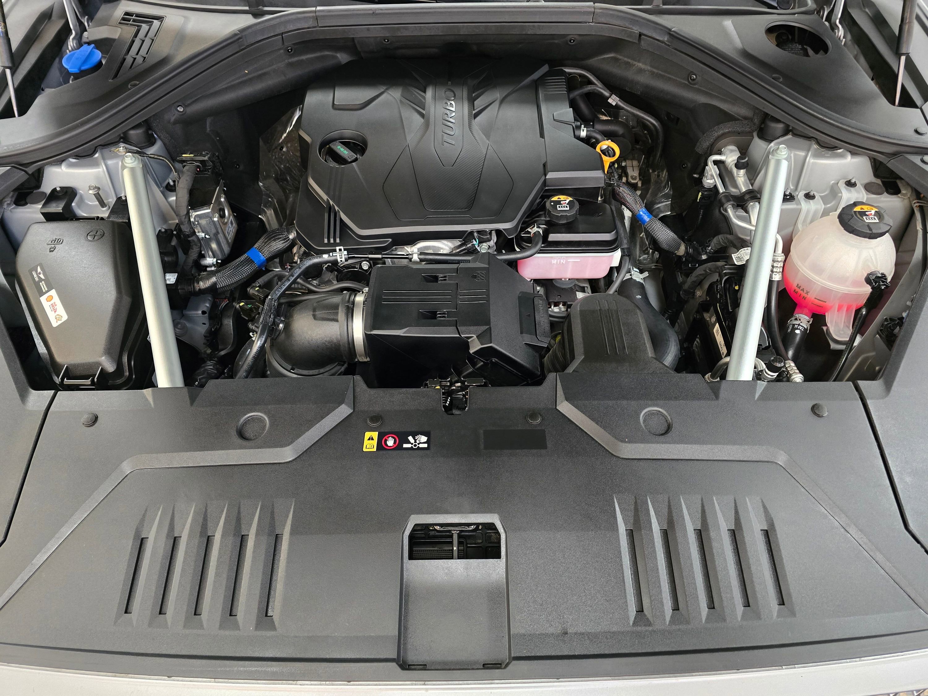 Used 2025 Genesis GV70 2.5T image 10