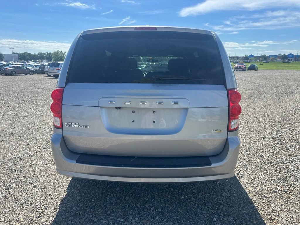 Used 2018 Dodge Grand Caravan SE FWD image 9
