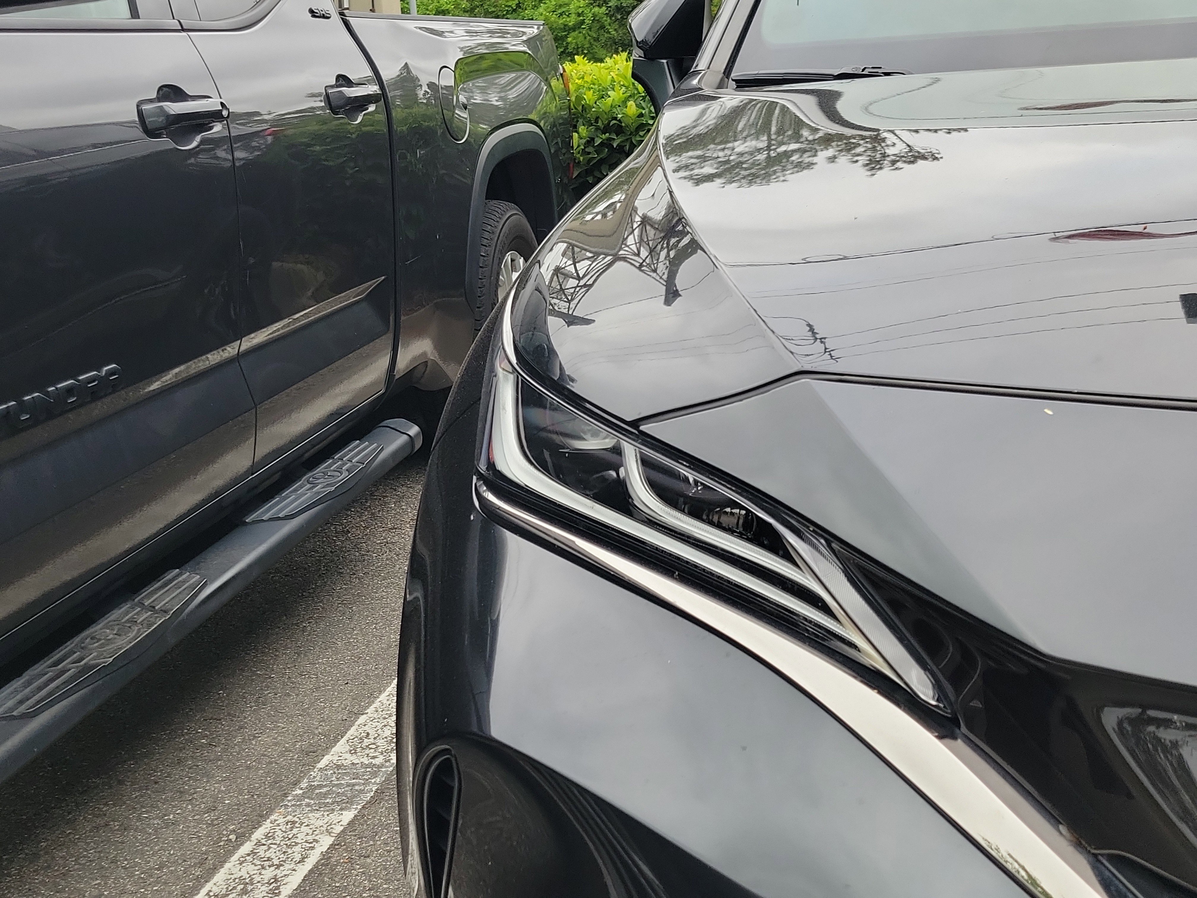 Used 2023 Toyota Venza Nightshade AWD/4WD image 6