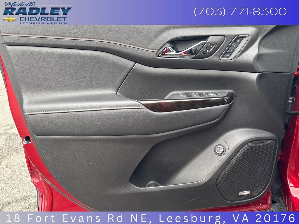 Used 2022 GMC Acadia AT4 w/ Technology Package AWD/4WD image 13