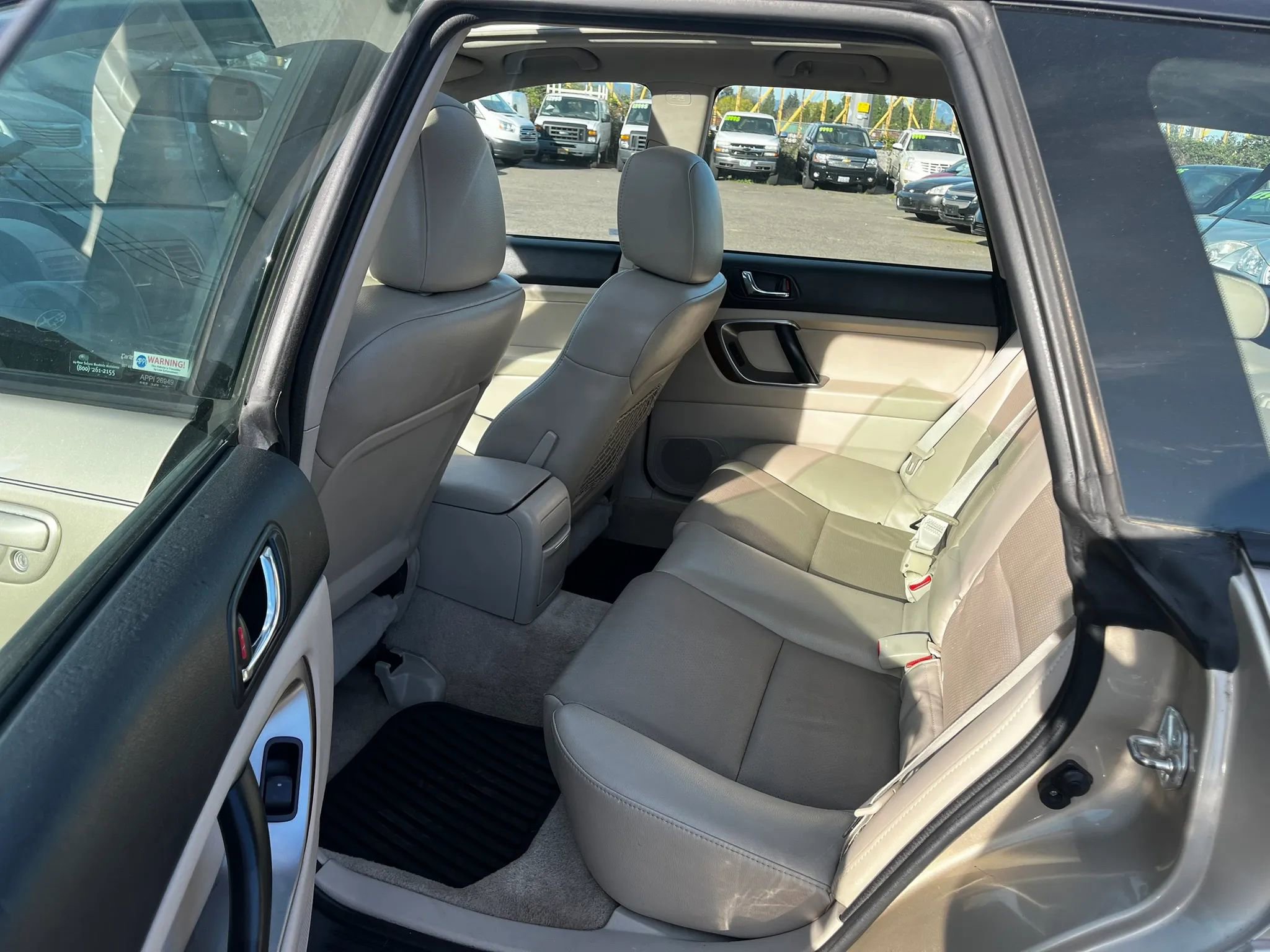 Used 2008 Subaru Outback 3.0R L.L. Bean AWD/4WD image 11