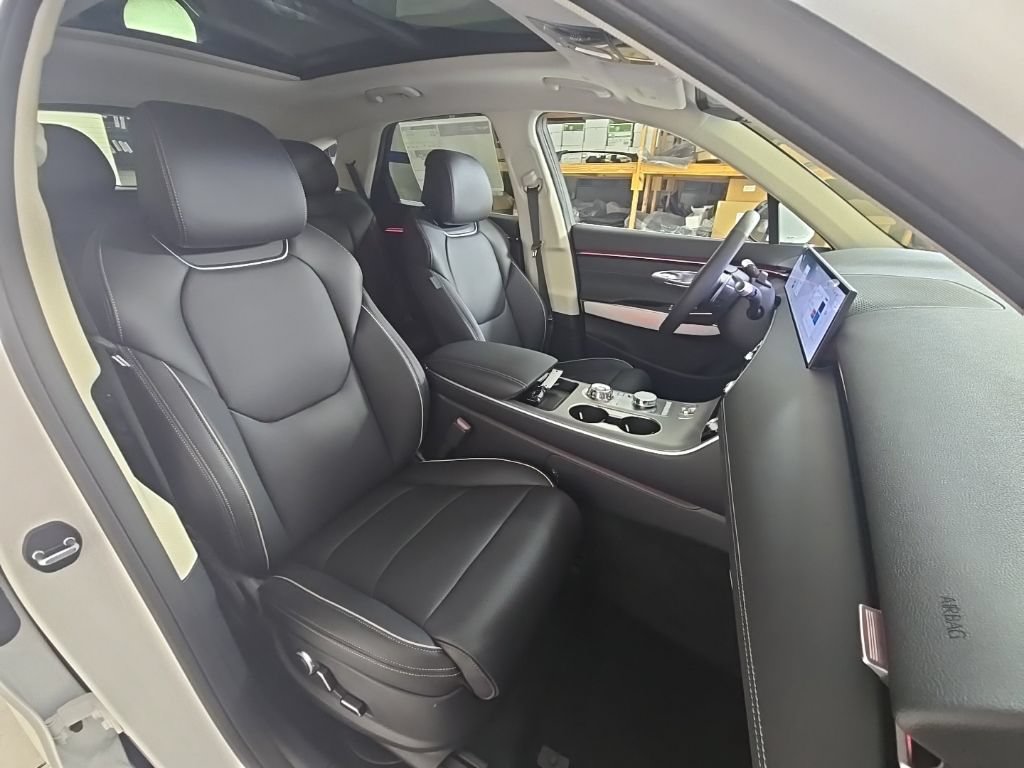New 2027 Genesis GV70 2.5T Advanced AWD/4WD image 34