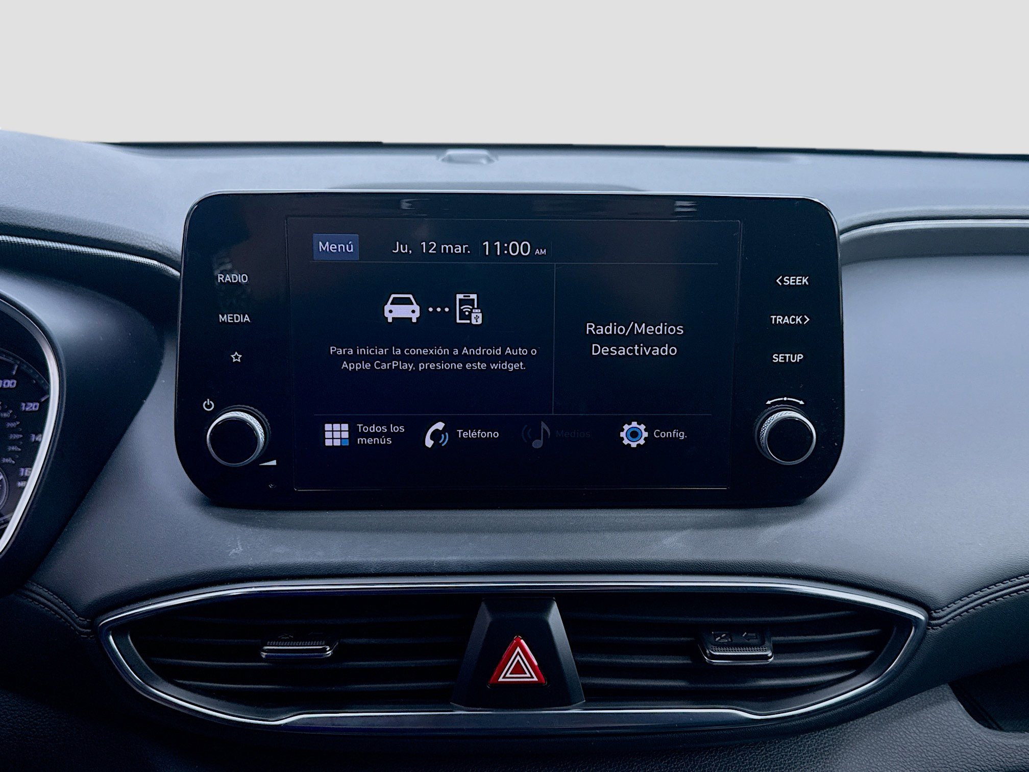 Used 2023 Hyundai Santa Fe SE image 10