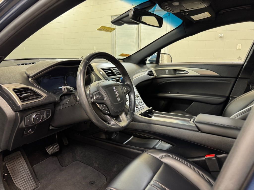 Used 2019 Lincoln MKZ Premiere image 13