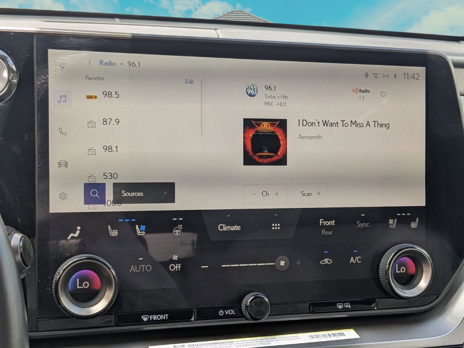 Certified 2025 Lexus TX 350 AWD w/ Technology Package image 11