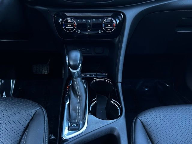 Used 2023 Buick Encore GX Essence w/ Experience Buick Package image 24
