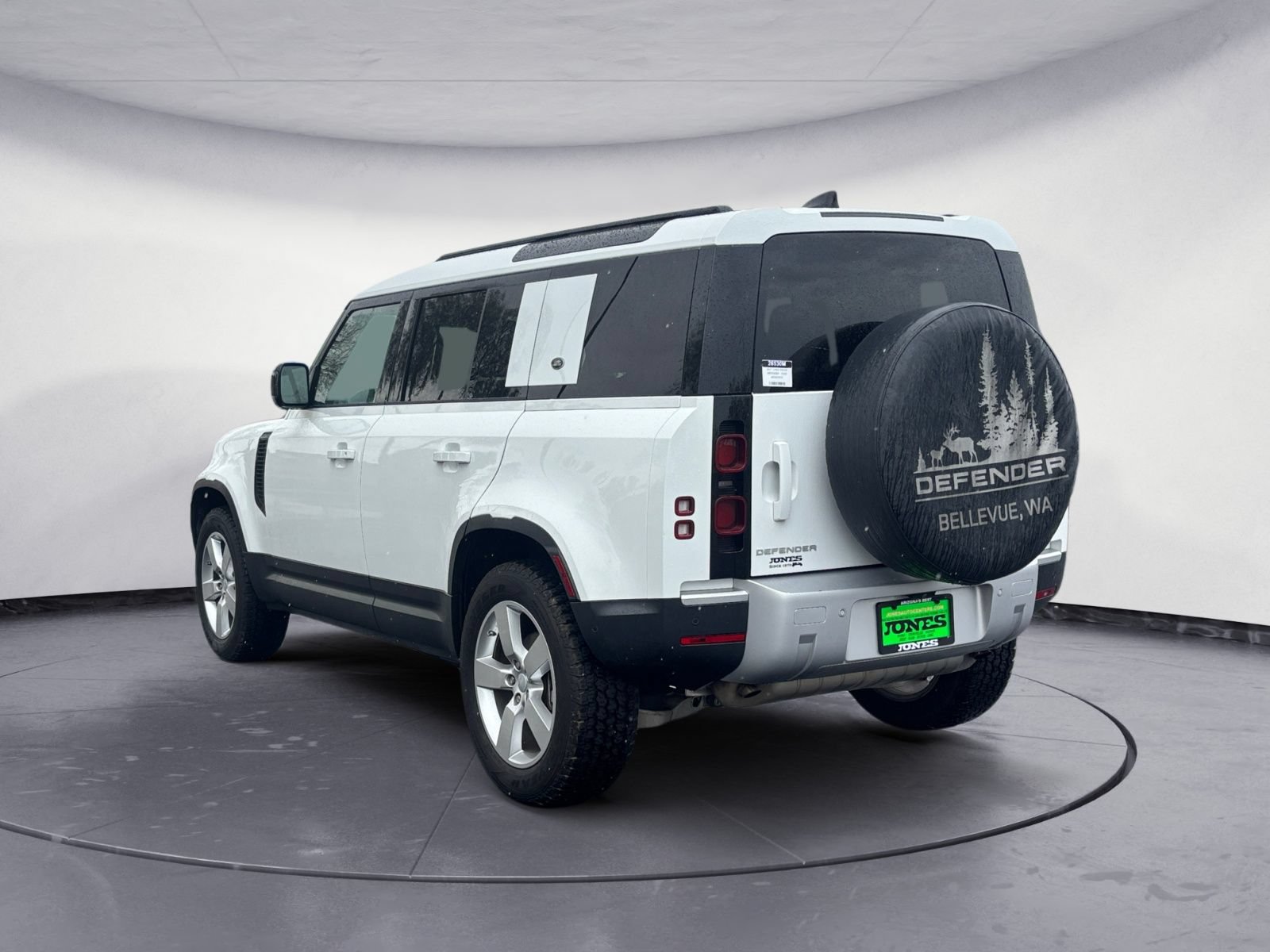 Used 2021 Land Rover Defender 110 AWD/4WD image 4