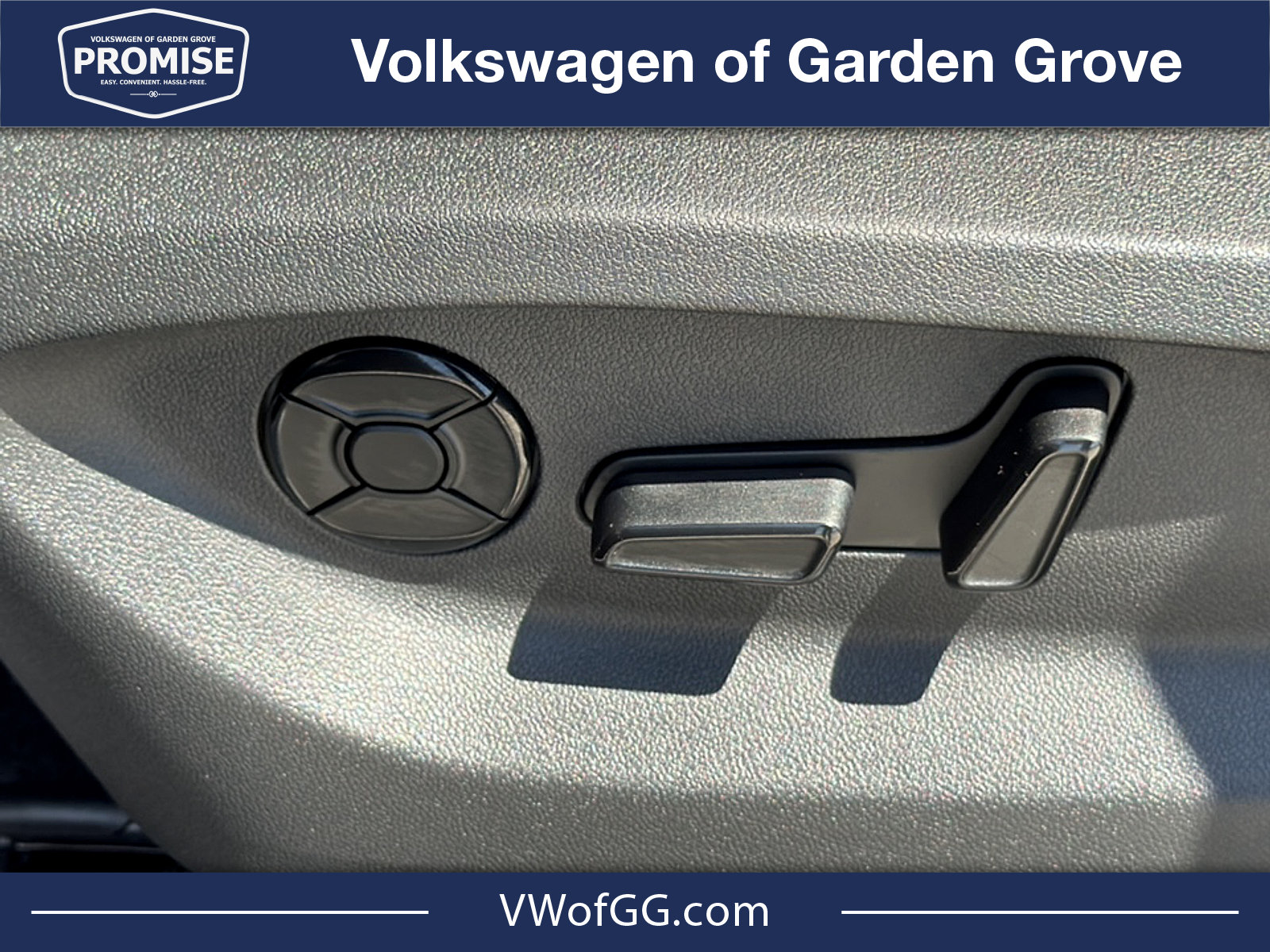 New 2026 Volkswagen Tiguan SE FWD image 15