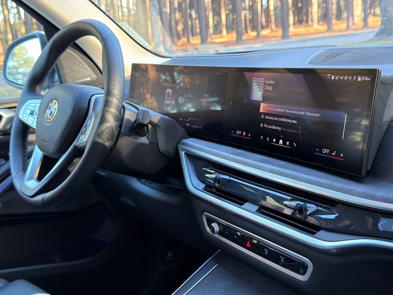 Certified 2024 BMW X7 xDrive40i w/ Executive Package image 23