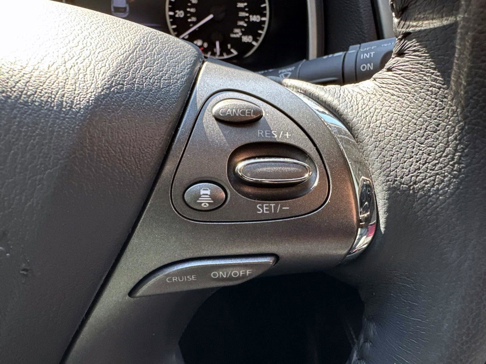 Used 2024 Nissan Murano SV w/ SV Midnight Edition Package image 23