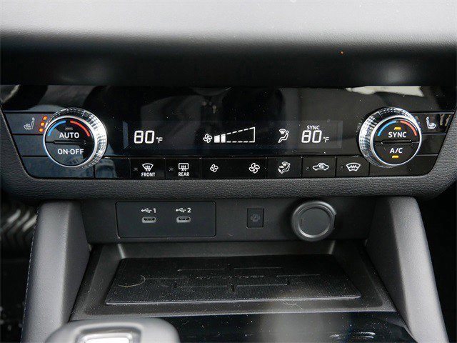 Used 2025 Mitsubishi Outlander SE image 21