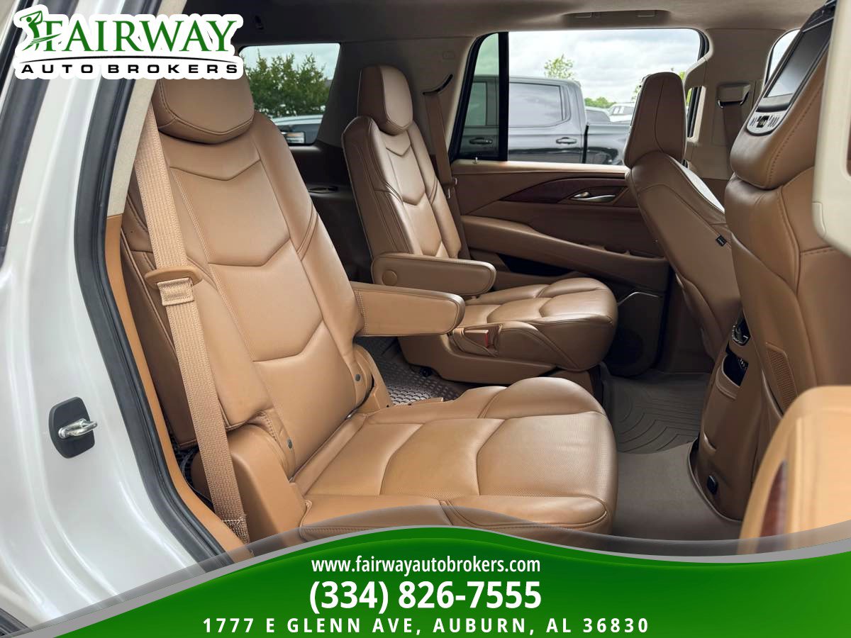 Used 2016 Cadillac Escalade Platinum AWD/4WD image 13