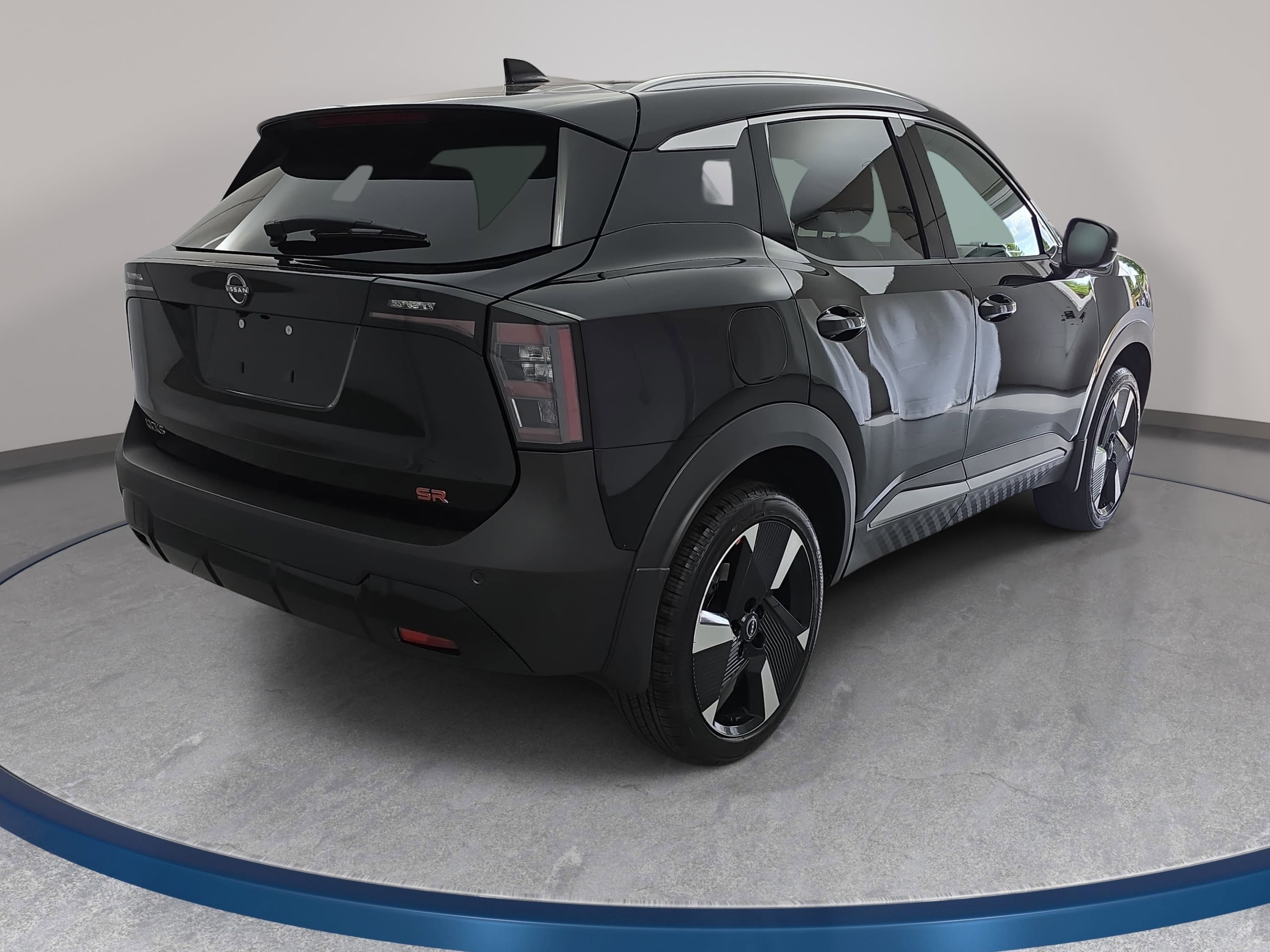 New 2026 Nissan Kicks SR FWD image 5