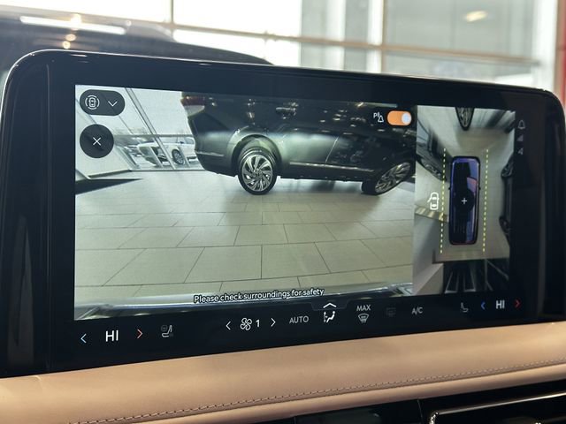 Certified 2025 Lincoln Aviator Black Label image 23