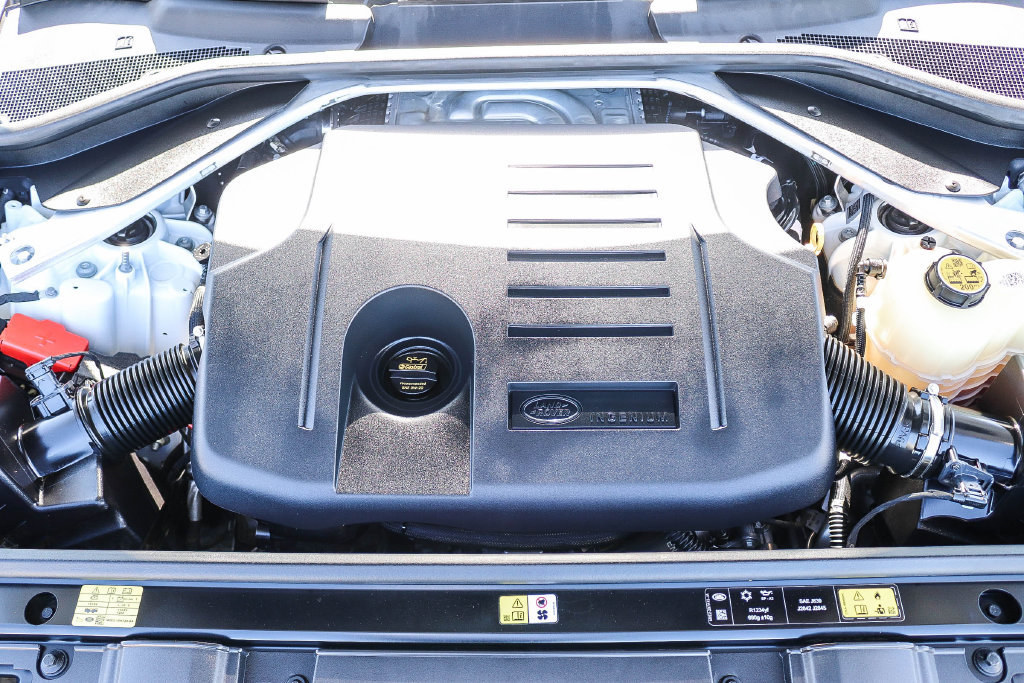 Used 2024 Land Rover Range Rover SE AWD/4WD image 26
