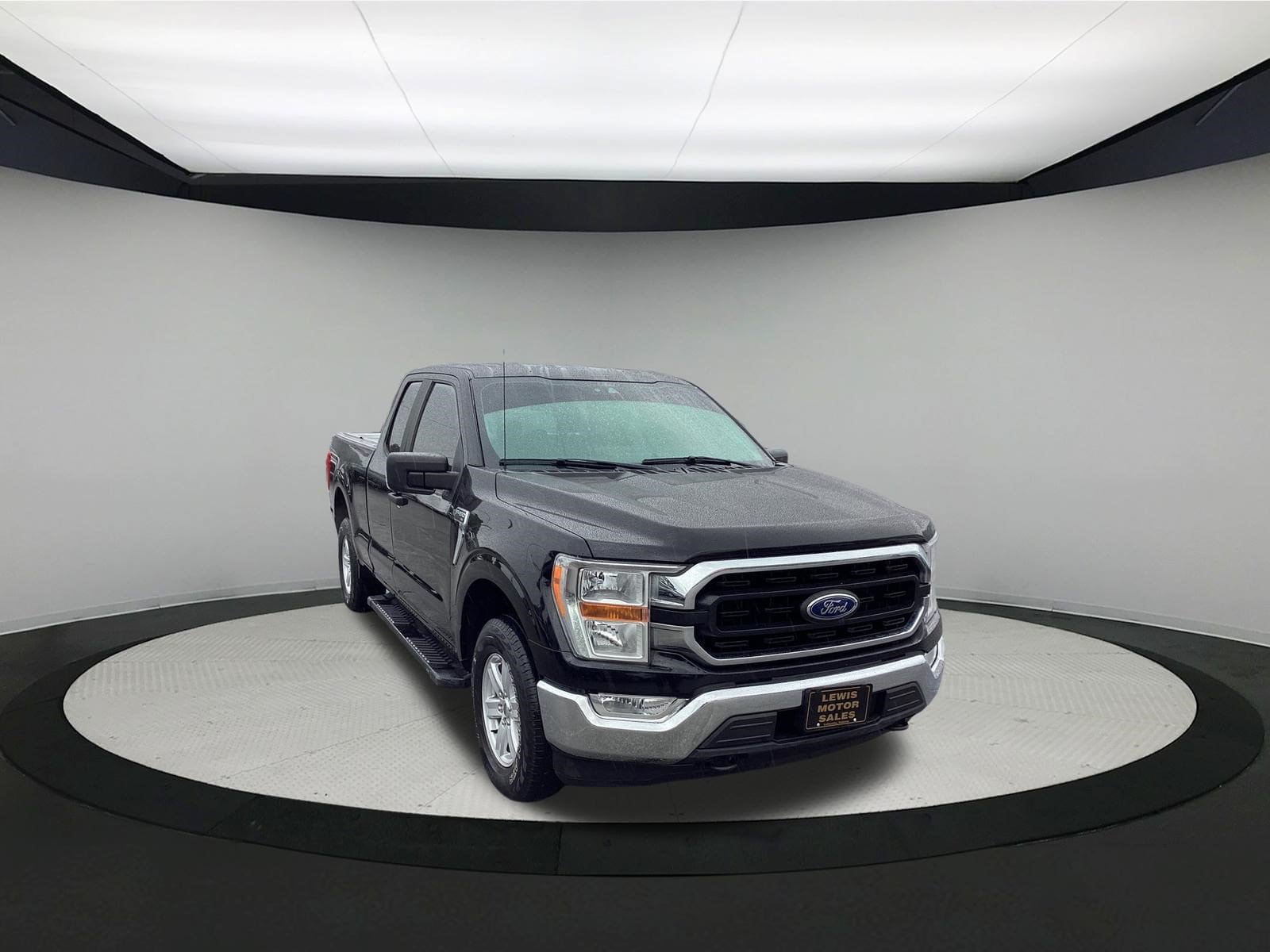Used 2021 Ford F150 XLT AWD/4WD image 2
