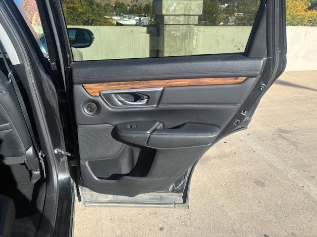 Used 2017 Honda CR-V EX-L image 18