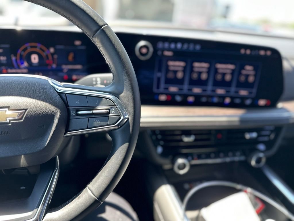 Used 2025 Chevrolet Tahoe LT image 8