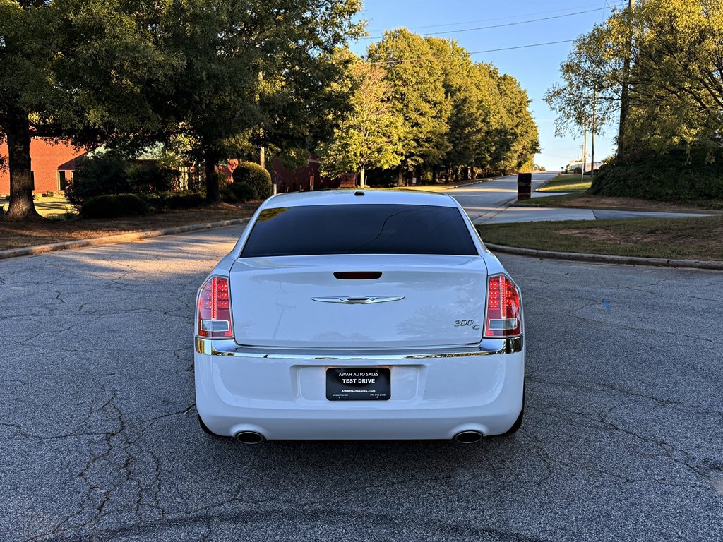 Used 2013 Chrysler 300 C Luxury Series RWD image 6