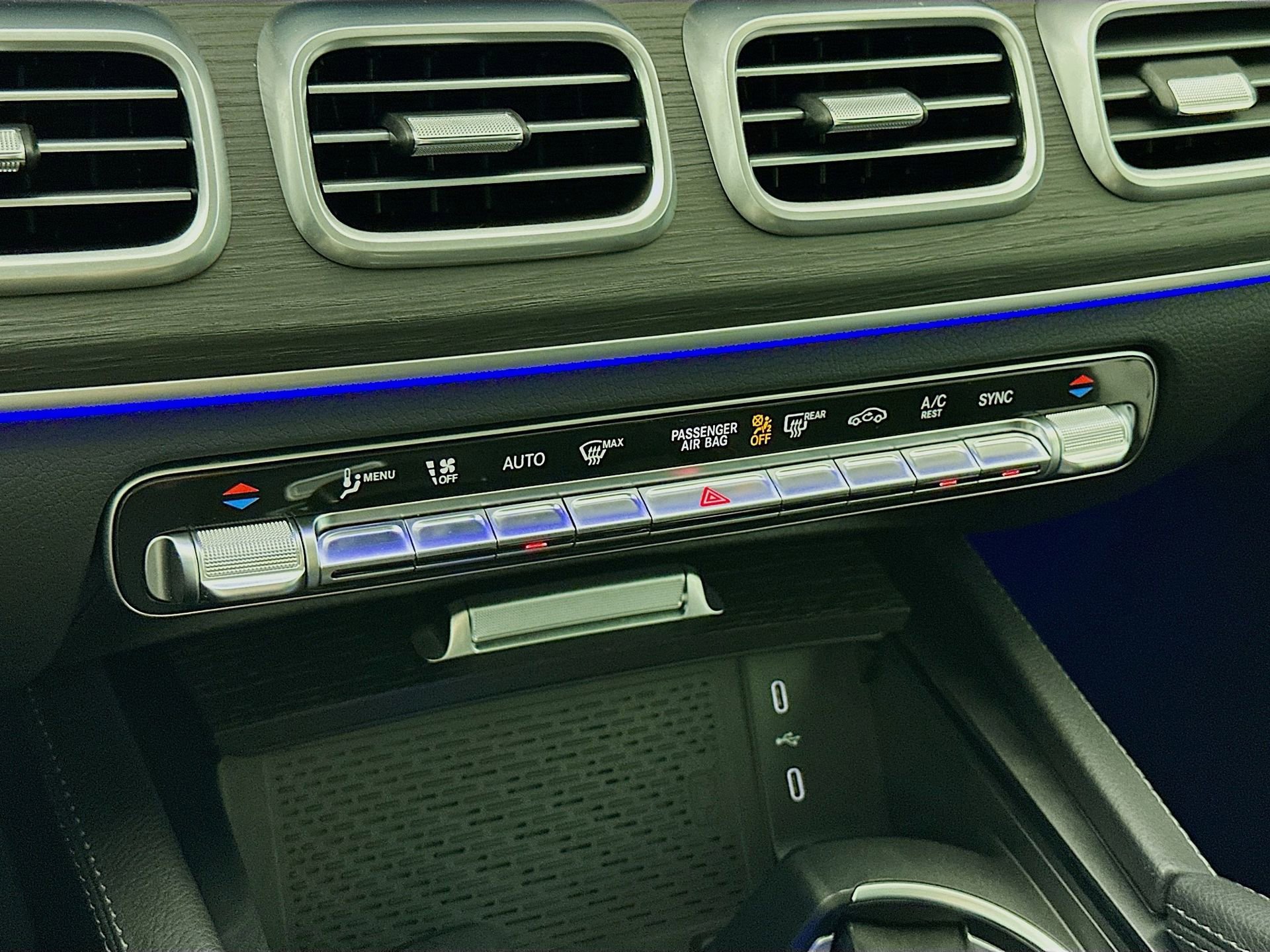 Certified 2024 Mercedes-Benz GLS 580 4MATIC image 17