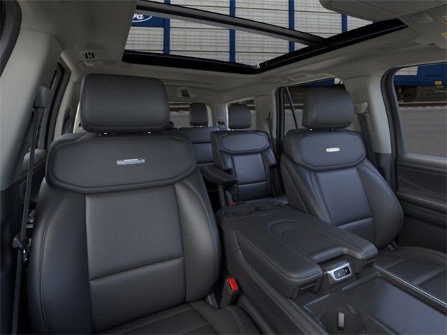 New 2025 Ford Expedition Platinum image 10