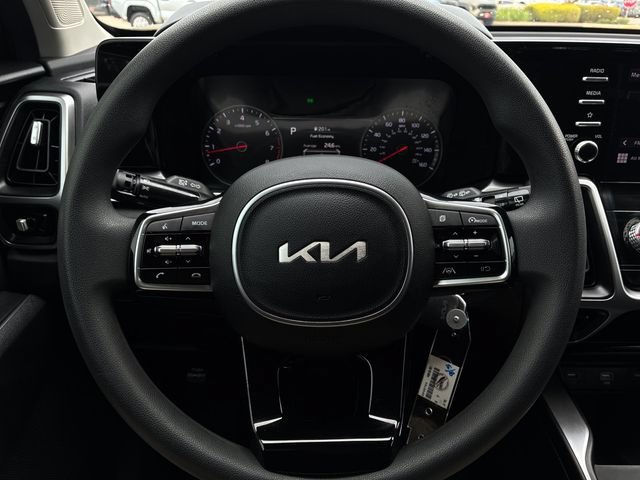 Used 2023 Kia Sorento LX FWD image 22
